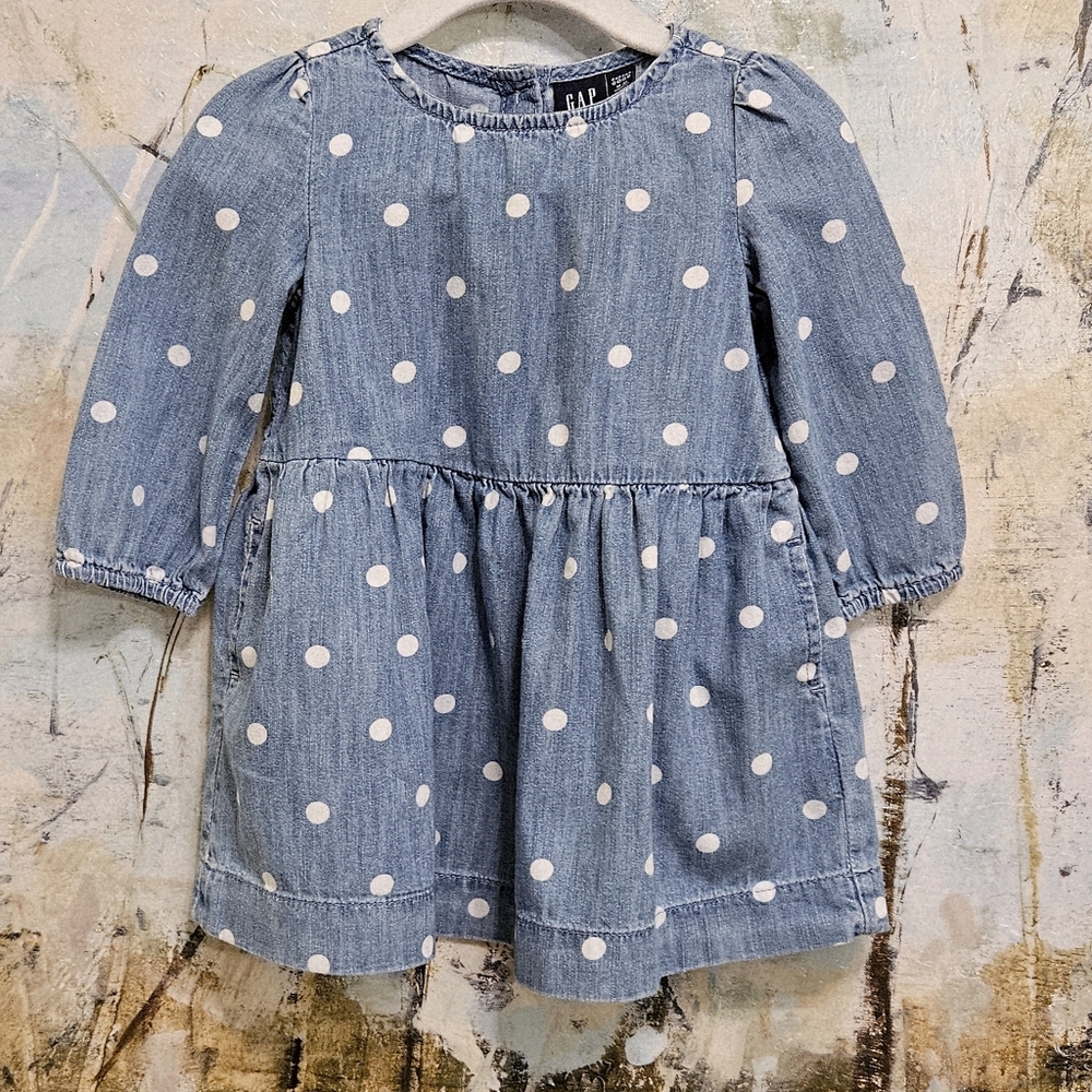 Baby GAP Toddler Girls Polka Dot Denim Dress 18-24 mos Chambray Soft Cotton